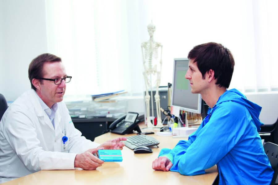 Arzt Patient Bild von Oloid Concept Gmb H