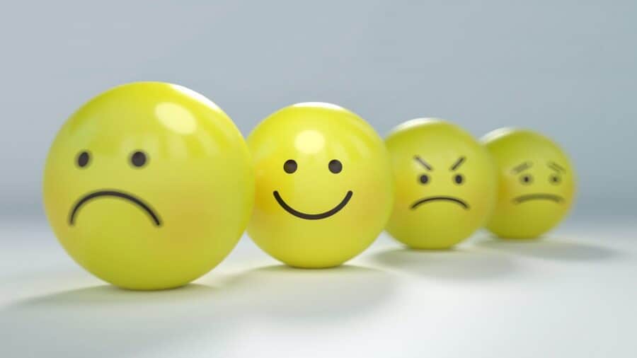 Smiley - © Pixabay | Gino Crescoli Smiley